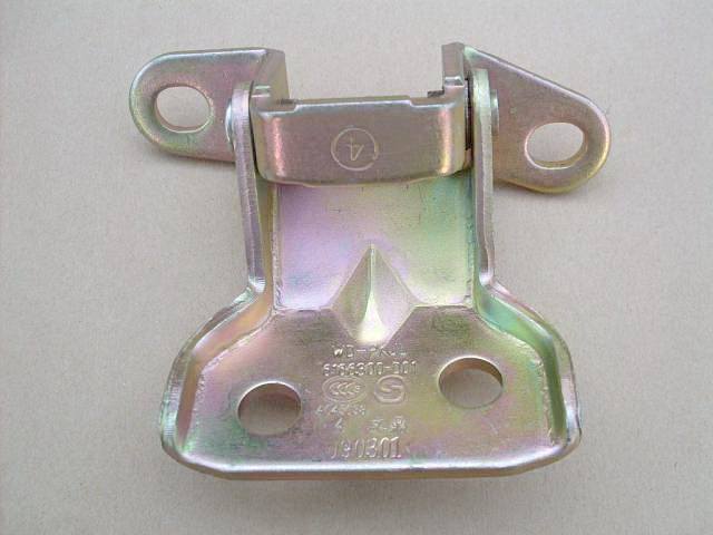 GREAT WALL - Петля двери пер лев нижняя