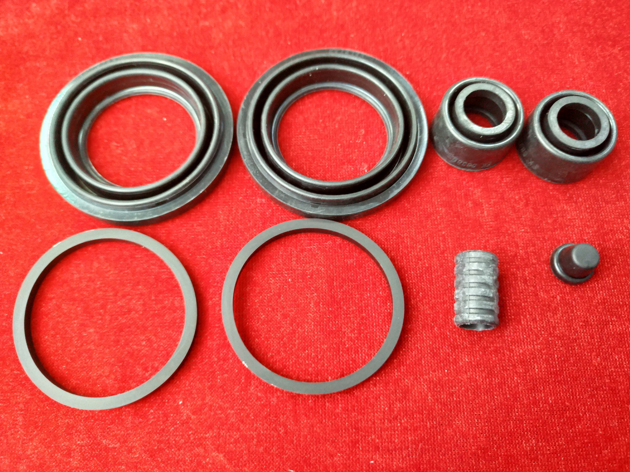 DEQST - Ремкомплект тормозного суппорта переднего (для поршня O 43 mm). GREAT WALL Hover 04>