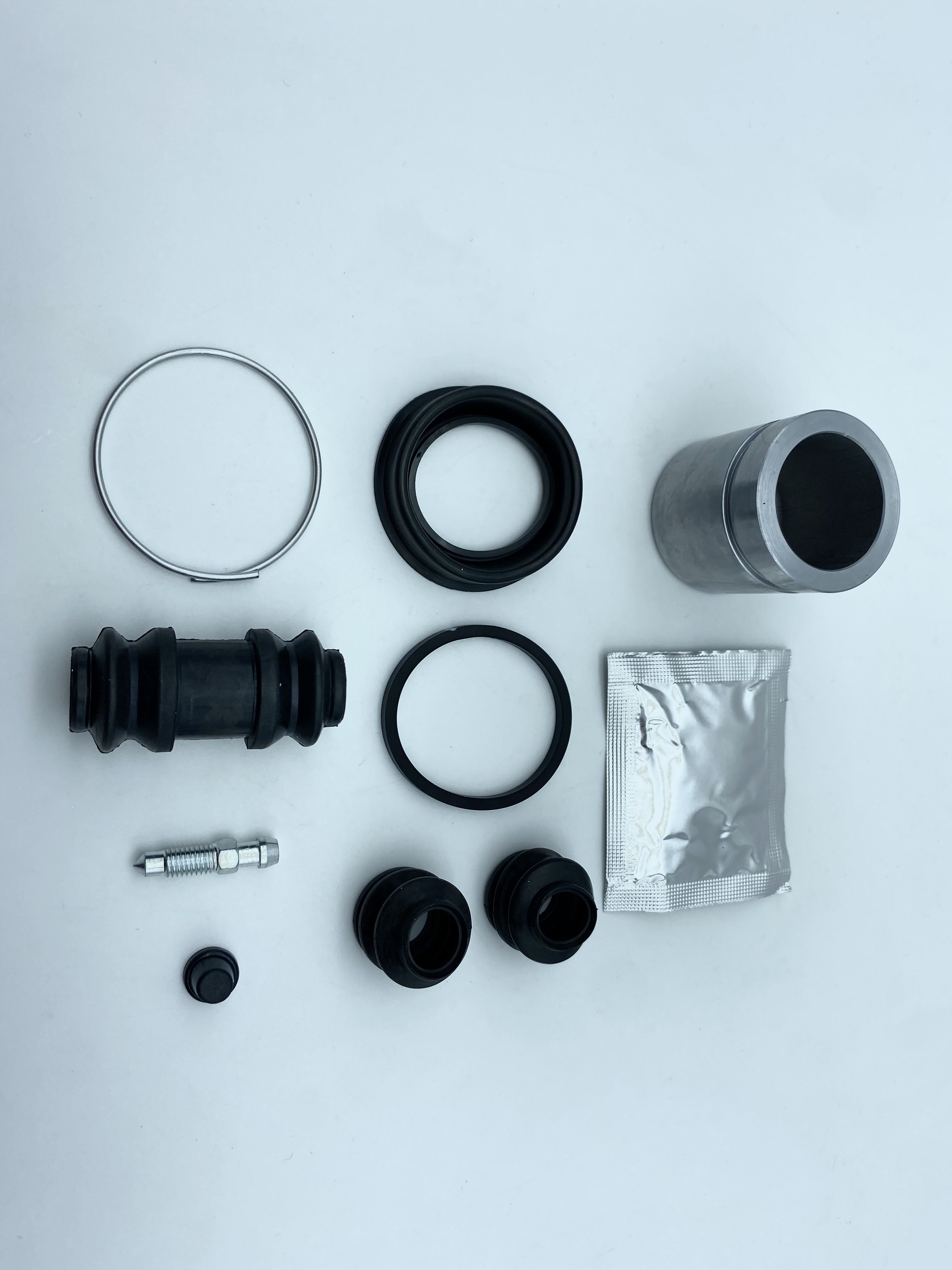 MAGTECHNIC - Ремкомплект тормозного суппорта с поршнем MITSUBISHI Pajero/Montero Sport (K9) (1997-2008)