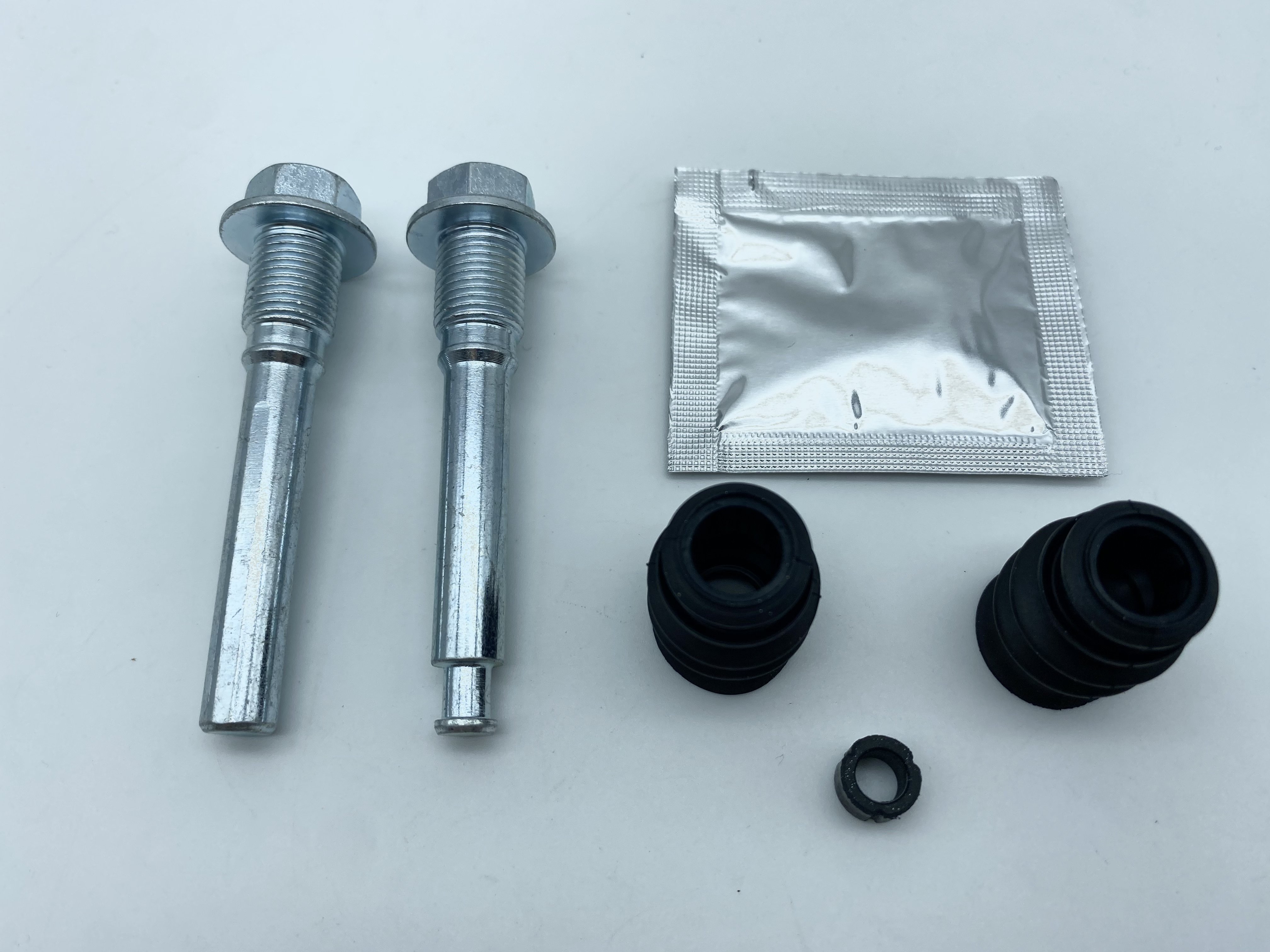 MAGTECHNIC - Ремкомплект суппорта с направляющим штифтом