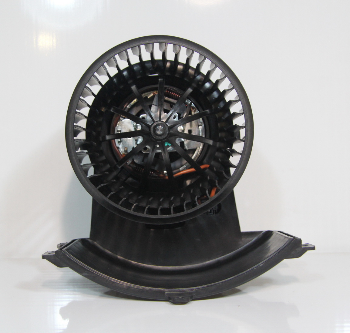 TERMAL - Вентилятор отопителя VW Transporter T5 / Multivan V 1.9-3.5 (03-) -AC